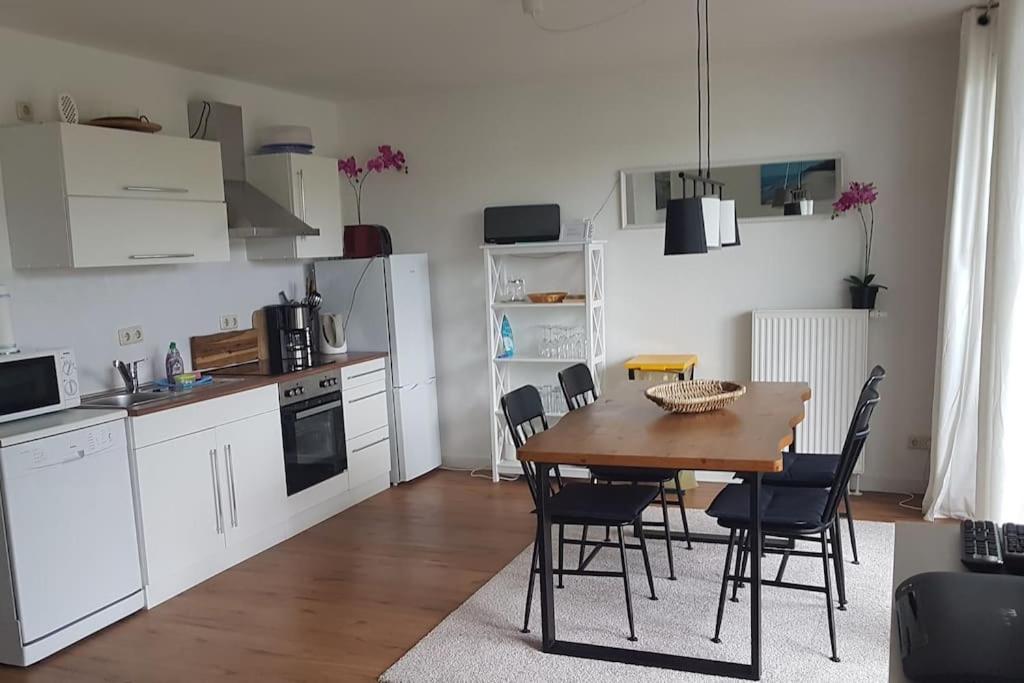 Wellenglitzern Appartement Breege Buitenkant foto